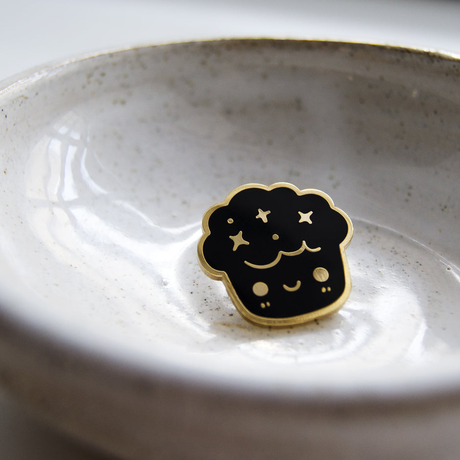 Muffin Enamel Pin